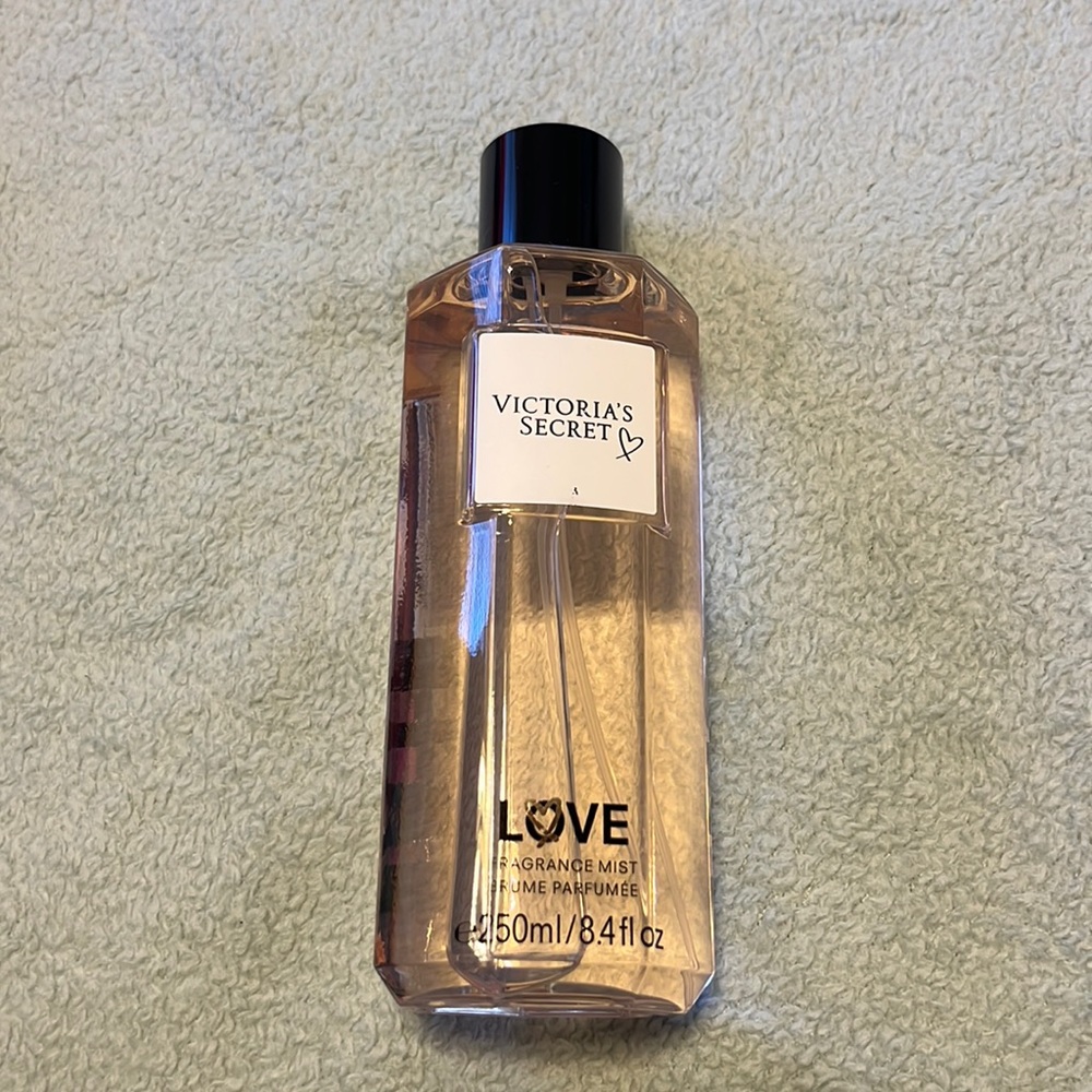 Victoria’s Secret Love Fragrance Mist